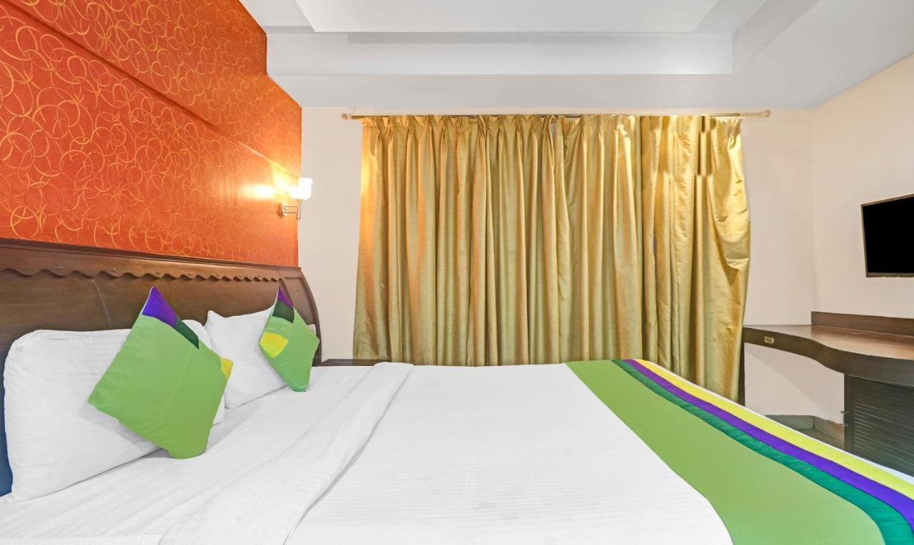 The Grand Plaza Hotel 3*