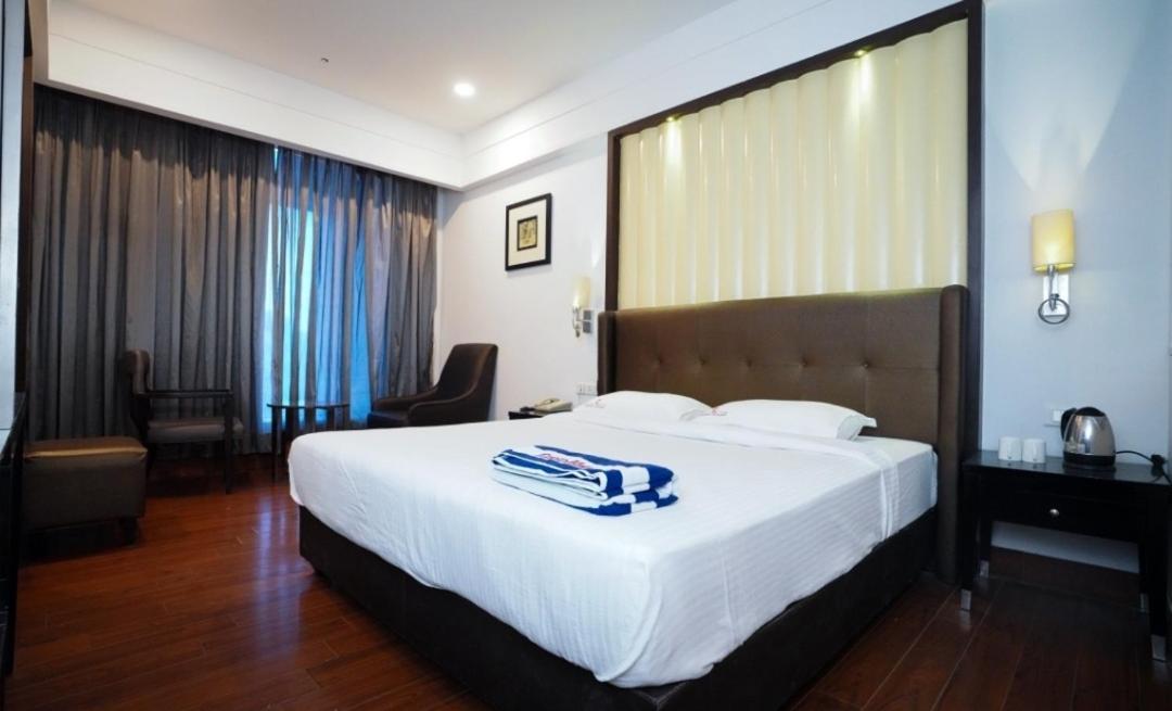 Grand Himayat 2* Hyderabad