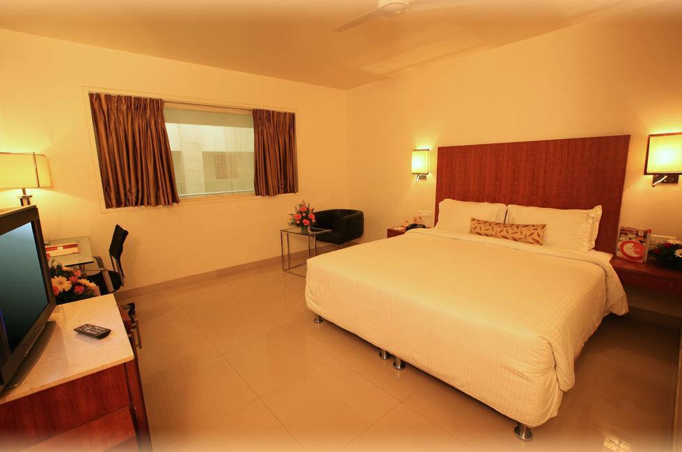 Inner Circle Hotel 3*