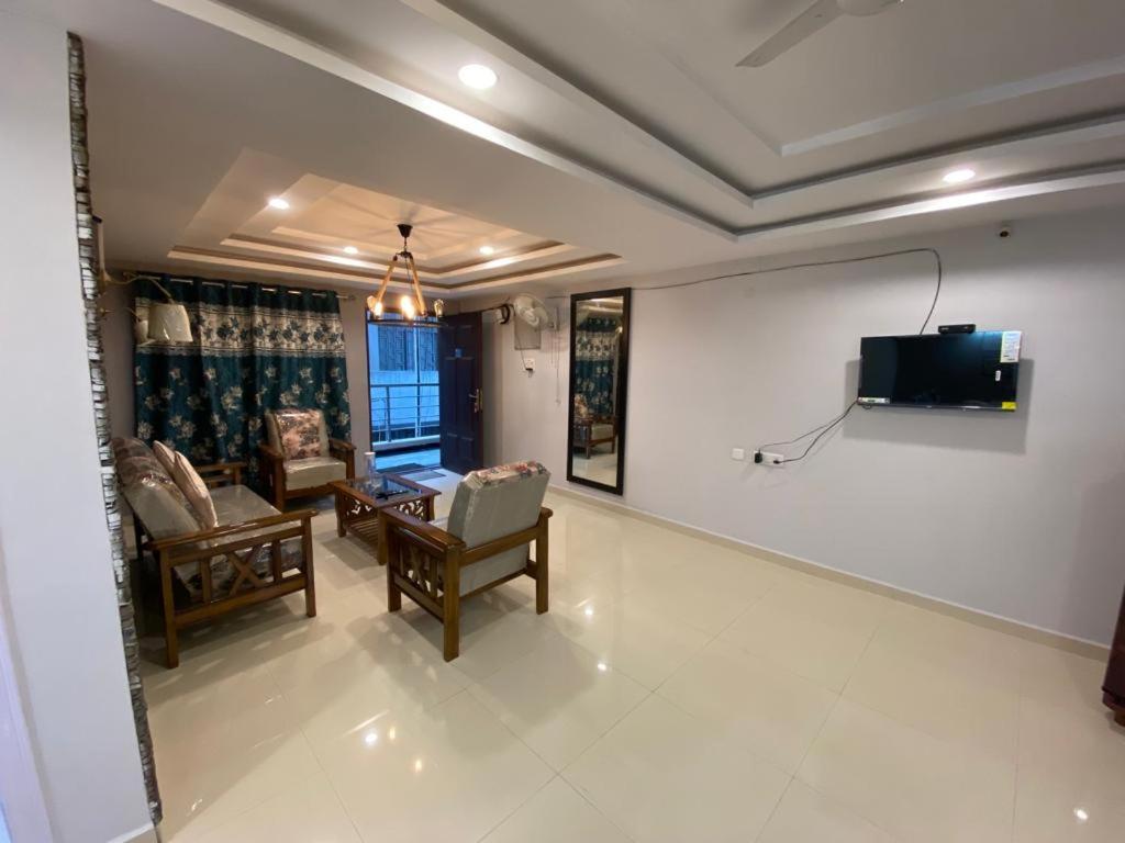 R.r Next Service Apartment Hyderabad