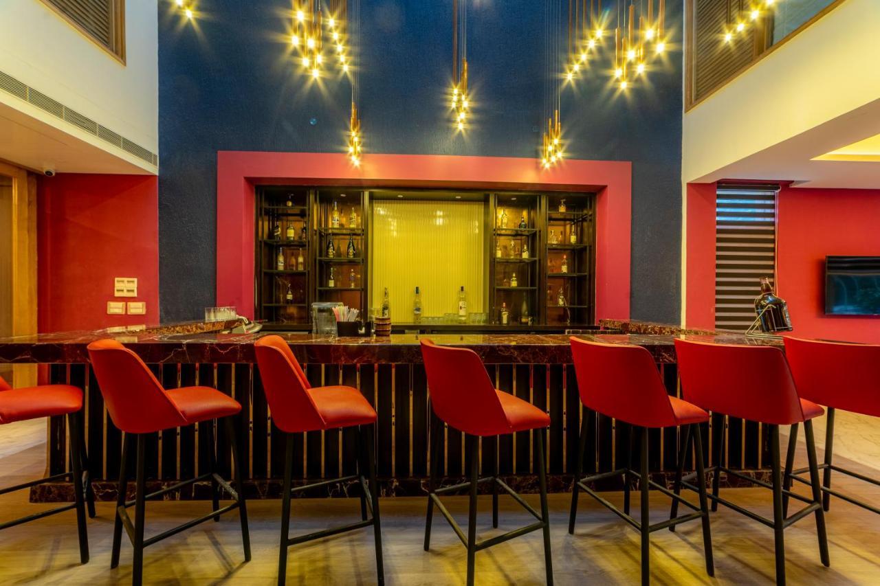 Hotel Ellaa Residences 5*