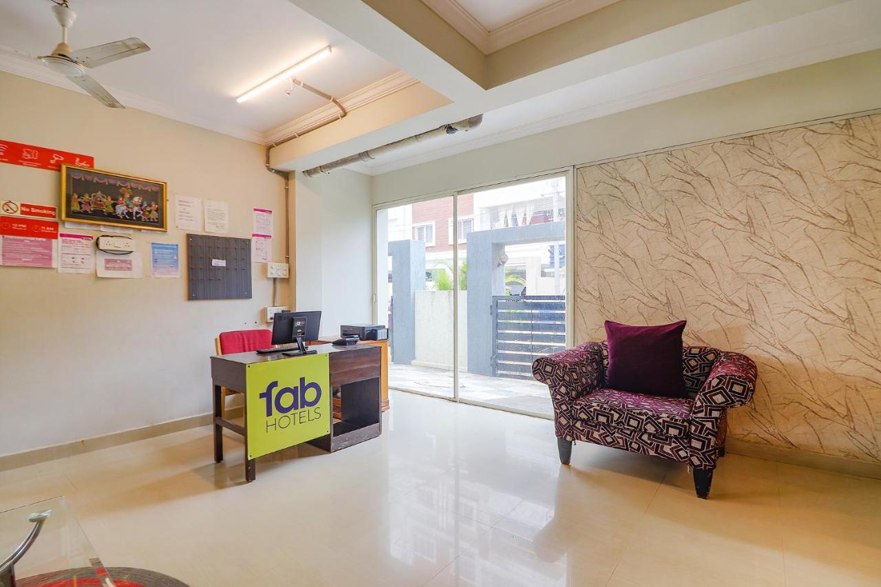 Hotel Fabhotel Srisai Hill View 3*