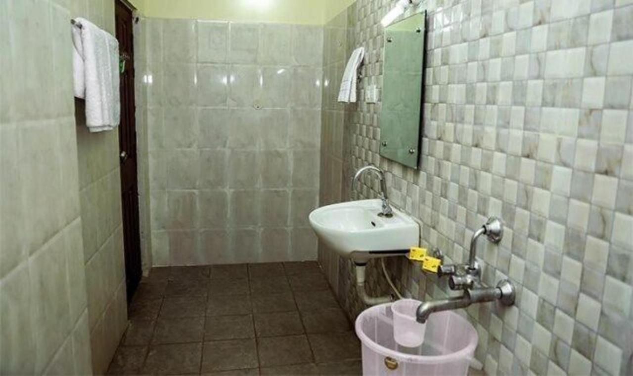 Hotel Fabexpress Rk Hospitality Hyderabad