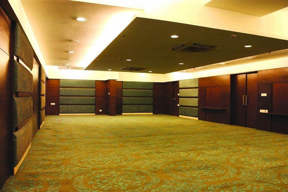 Casa Luxurio By Xenious Hotel Hyderabad
