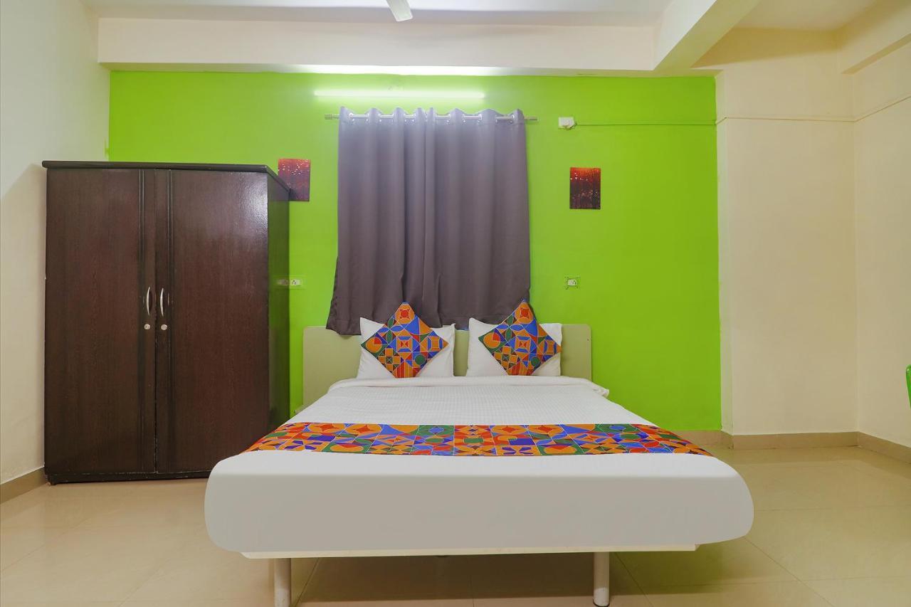 Hotel Fabhotel Broholic - 200M From Care Hospitals - Hitech City Hyderabad