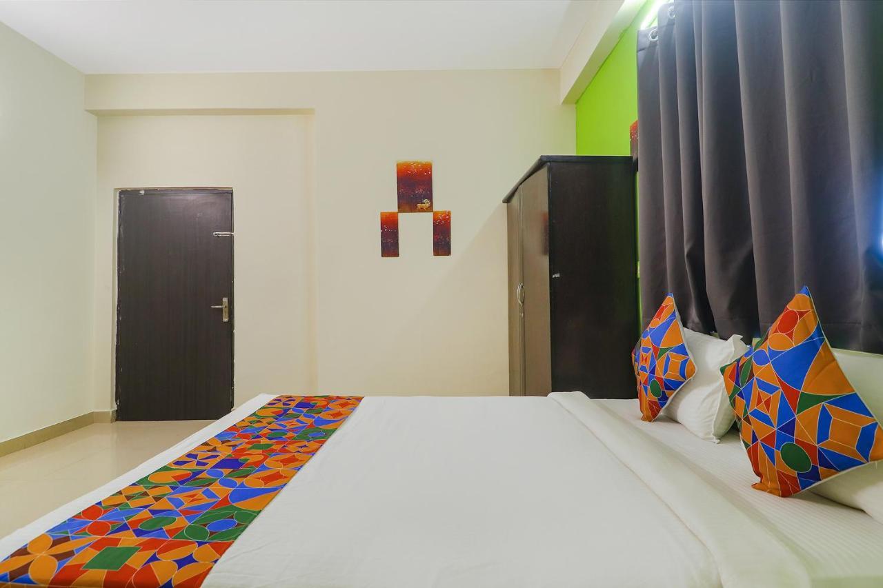 Hotel Fabhotel Broholic - 200M From Care Hospitals - Hitech City