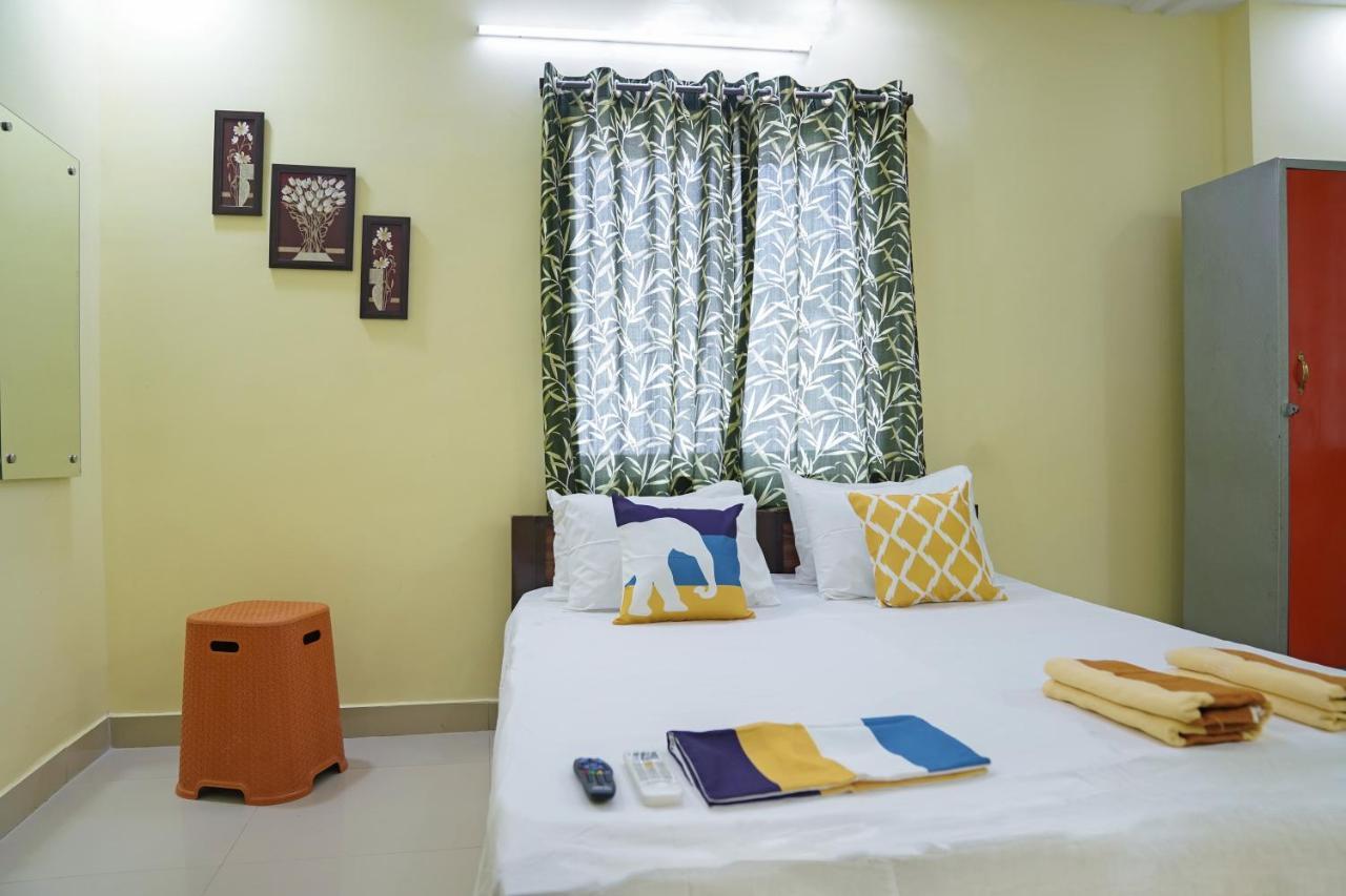 Hotel Yellow Bells 3*