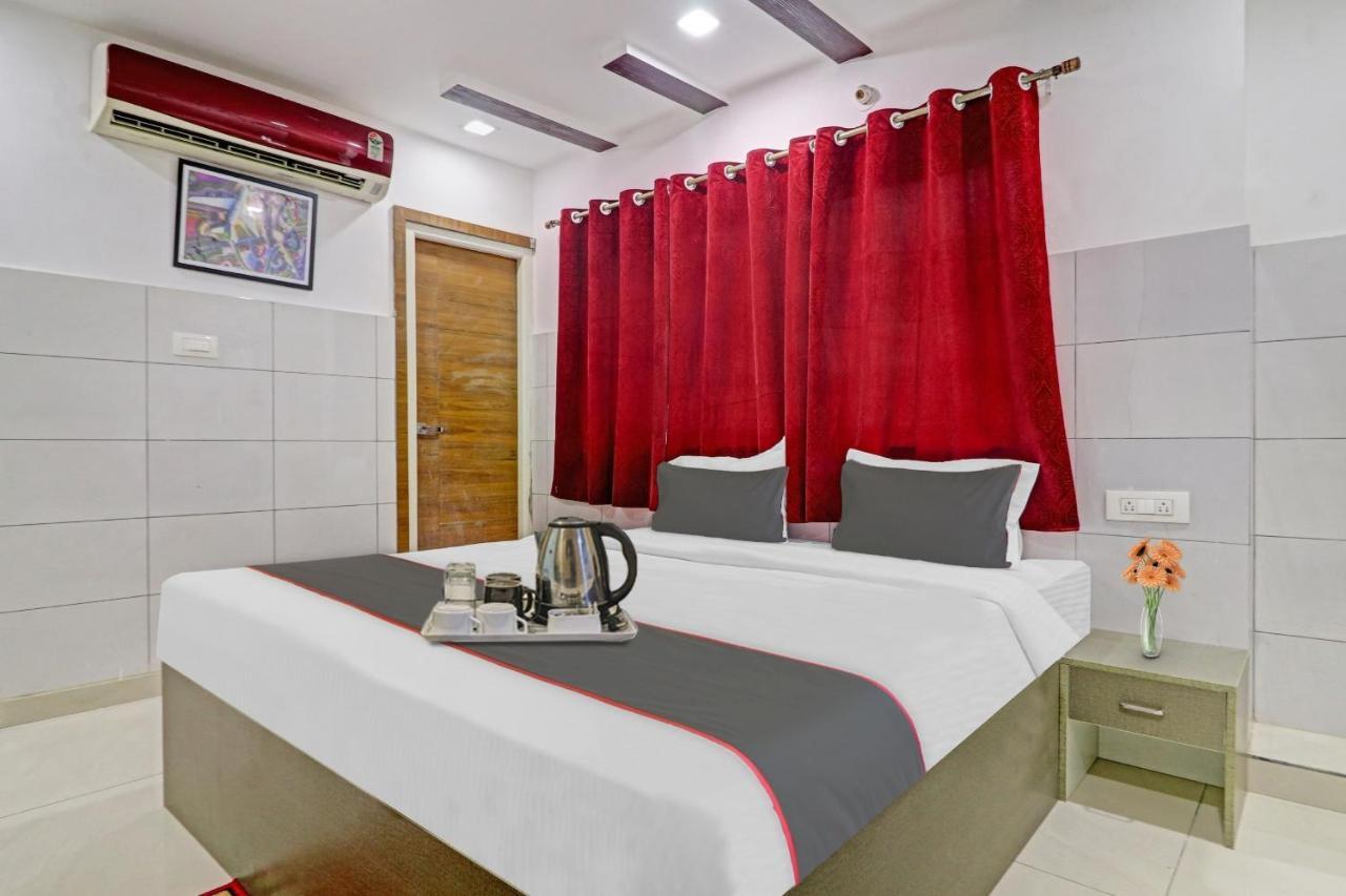 Capital O Royal Grand 3* Hyderabad