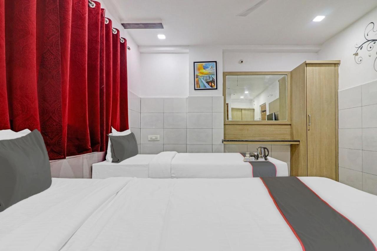 Capital O Royal Grand Hotel 3*
