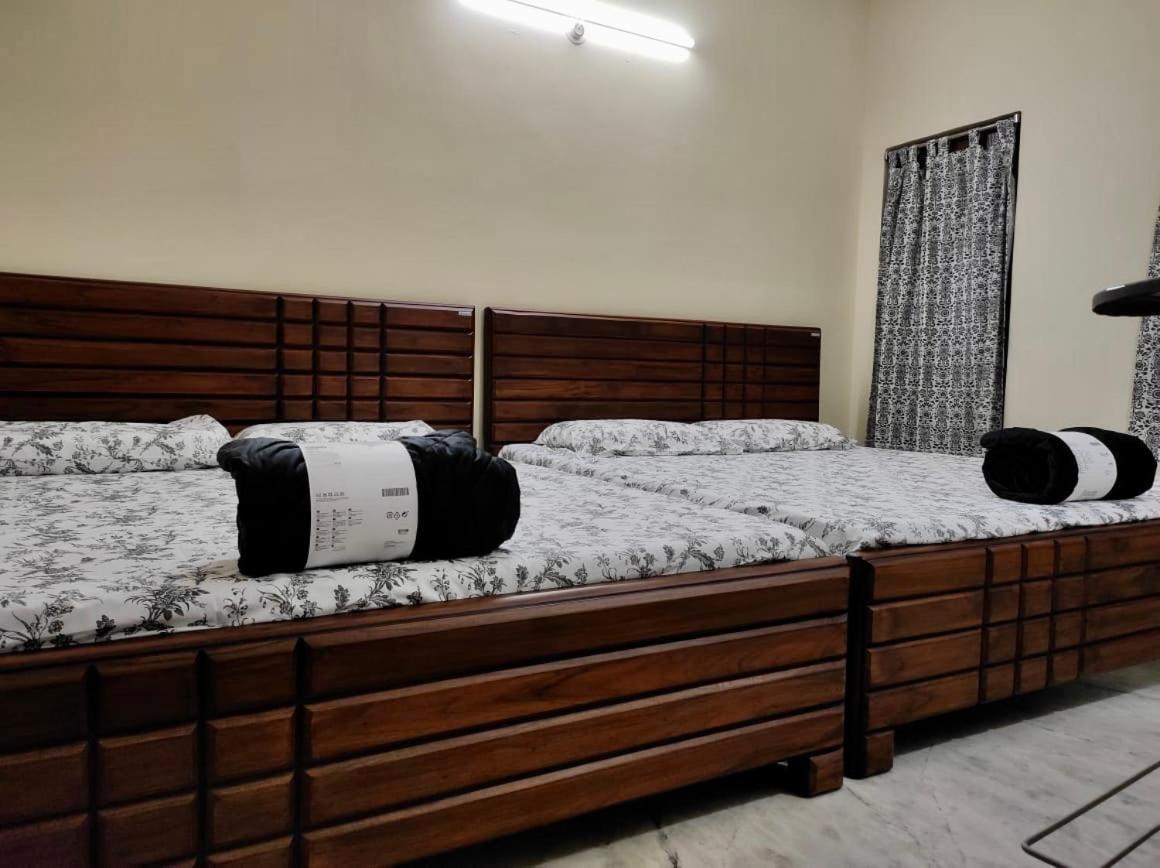 To Explore Food, History & Shopping Apartment