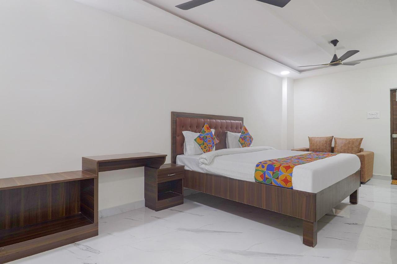 Fabhotel Unique Stays 3* Hyderabad