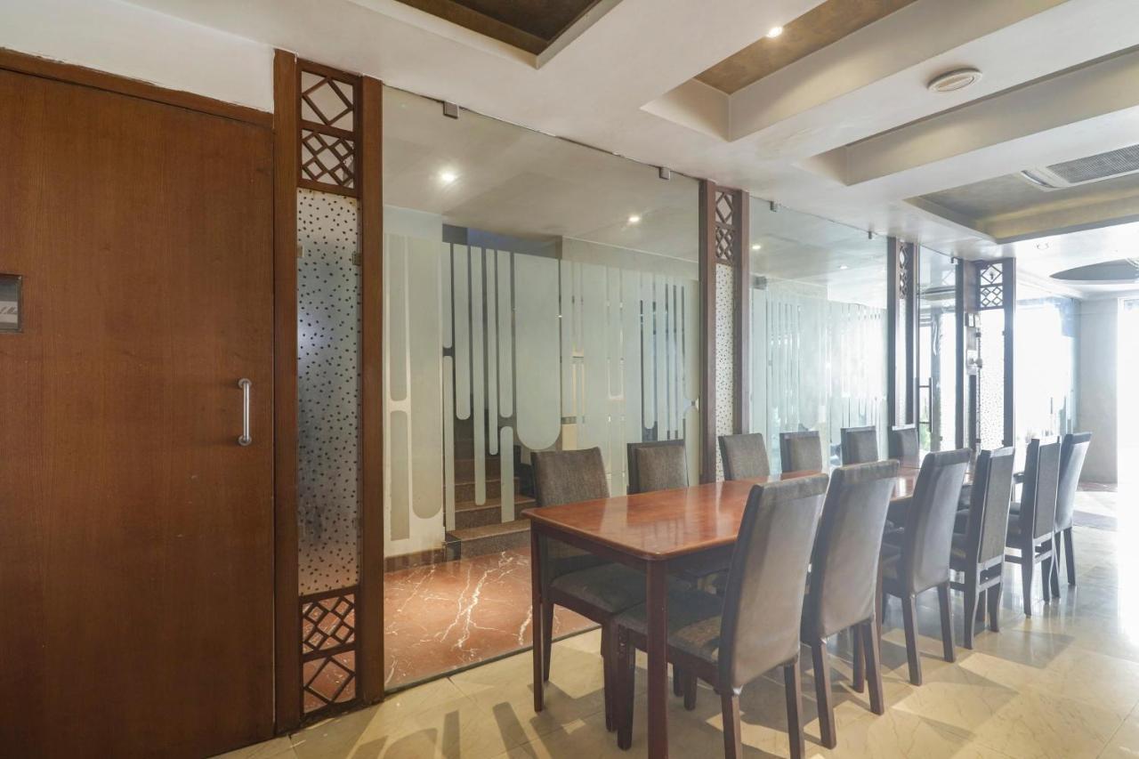 Hotel Capital O Dream Connect Near Central Hyderabad