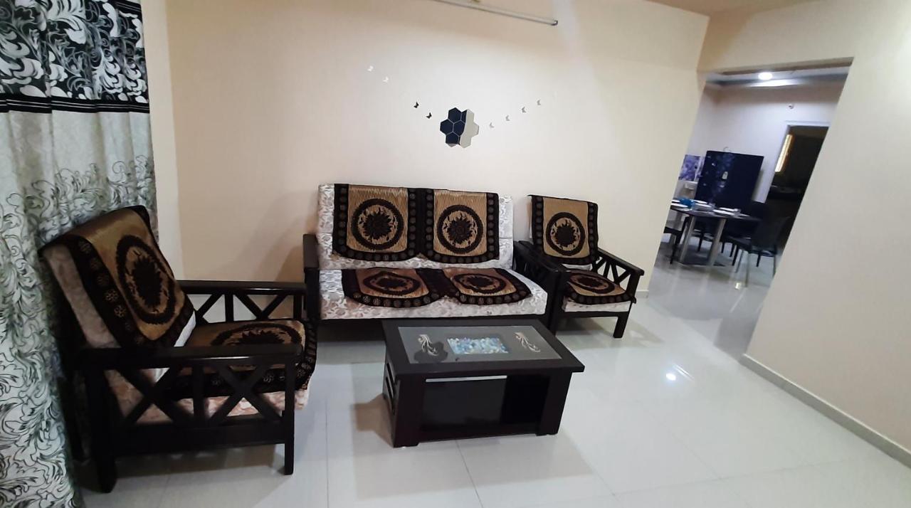 R.r Next Service * Hyderabad