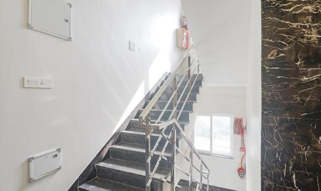Fabhotel Prime Kokapet 3*