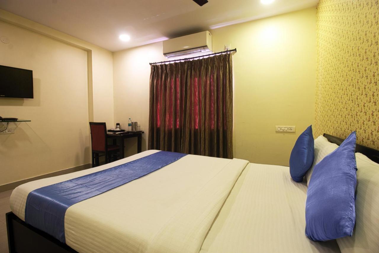 Hotel Ns Royal Emirates With 3hr Early Check In 3*