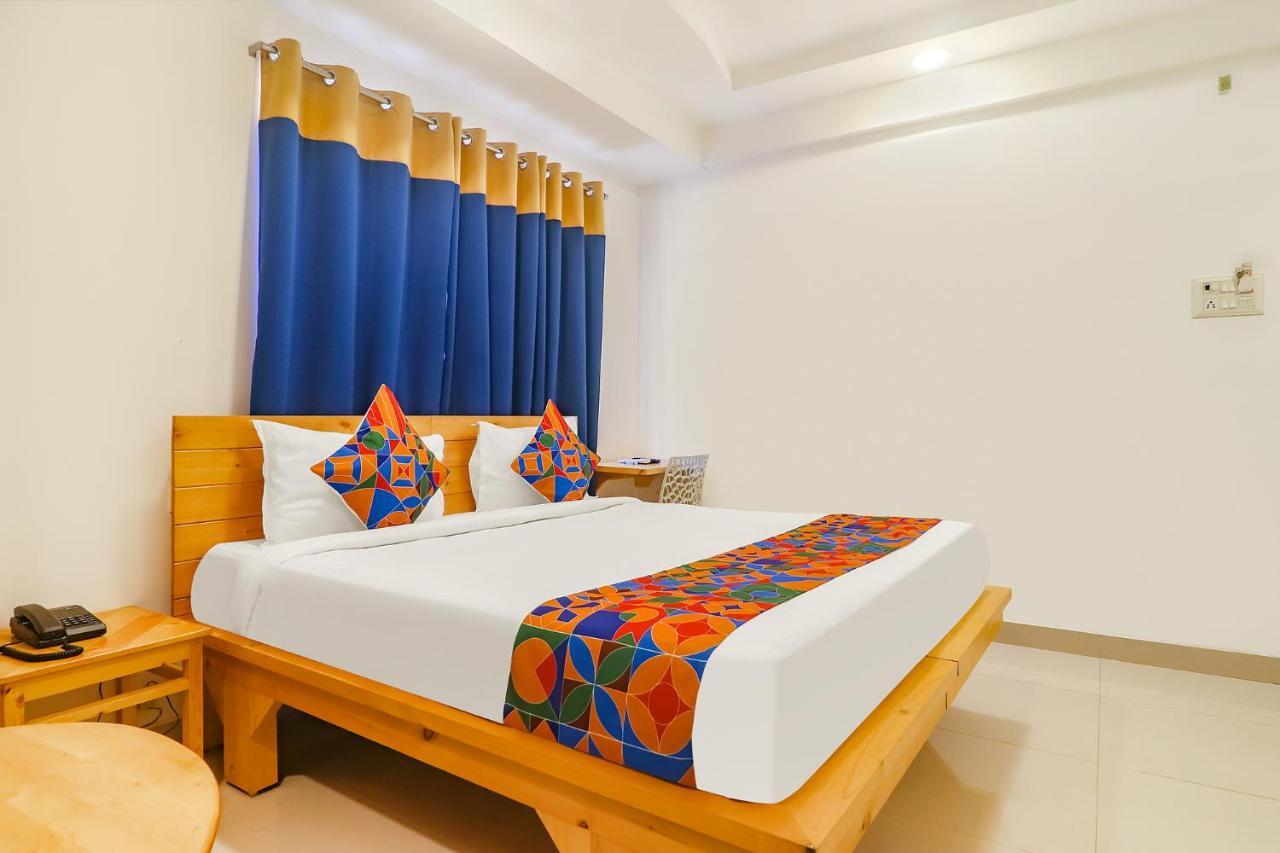 Hotel Fabhotel Leaf