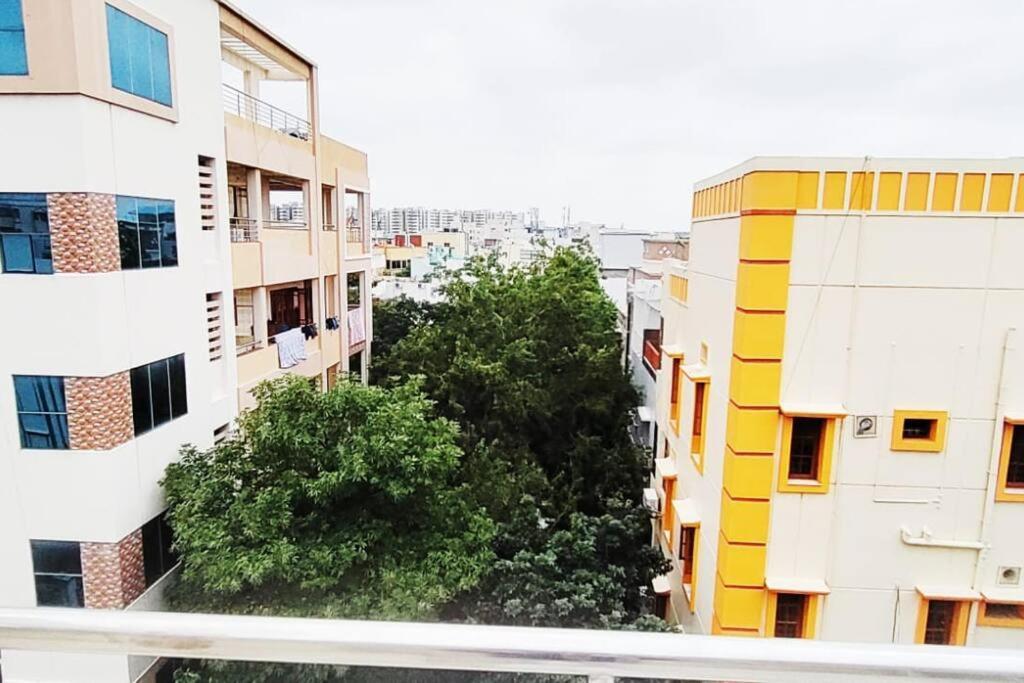 Servostay Kukatpally Spacious 5 Bhk Duplex In Vivekananda Nagar With Parking Hyderabad