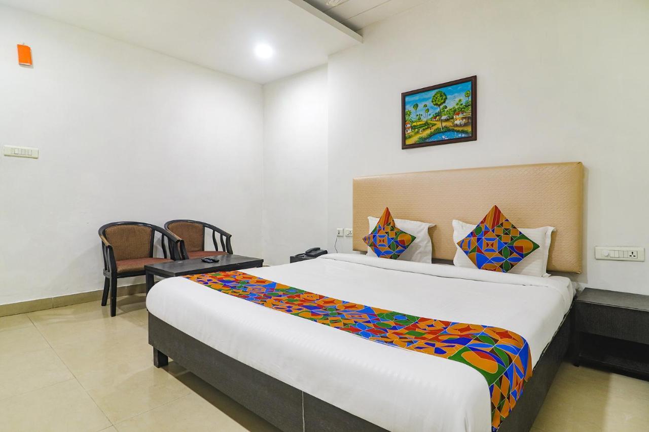 Fabexpress Elegant 3* Hyderabad