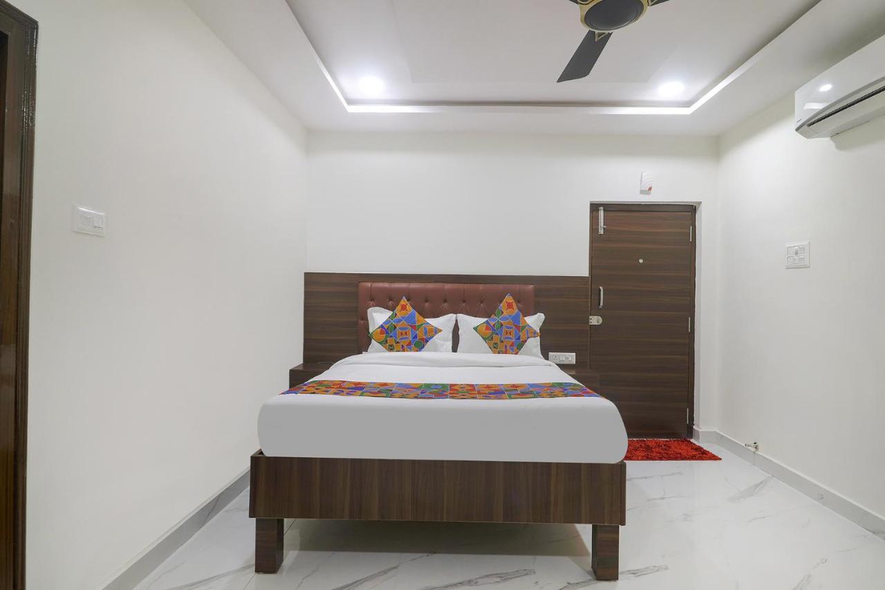 Fabhotel Unique Stays