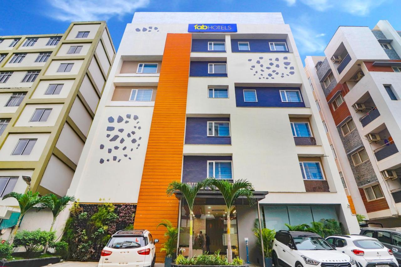 Fabhotel Eminent Suites Gachibowli