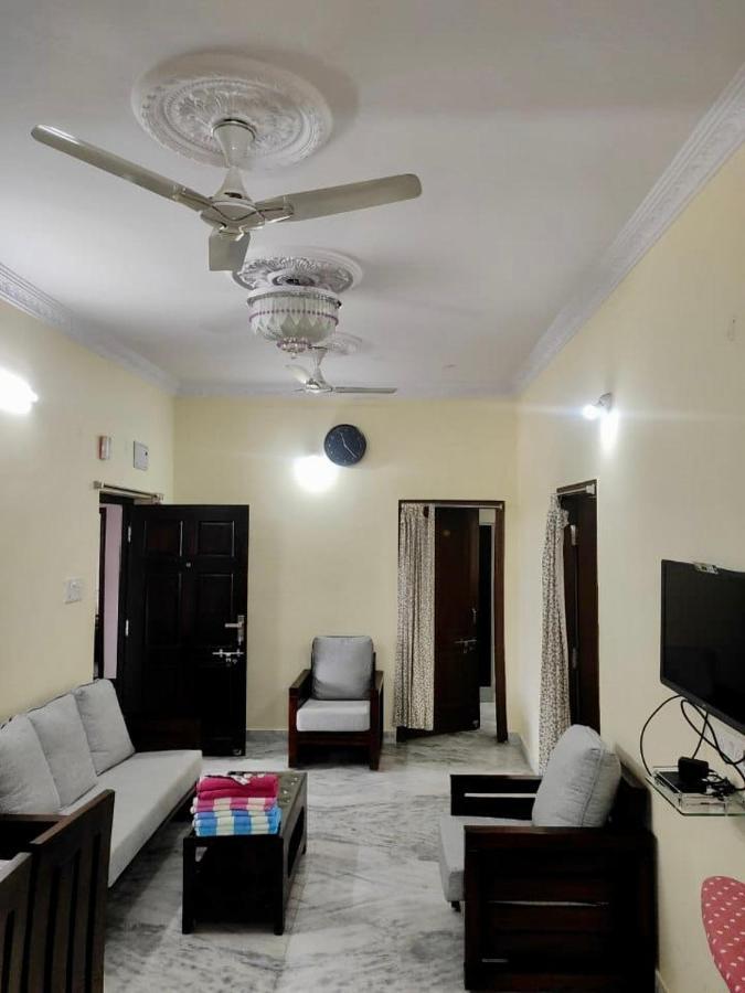 Apartment To Explore Food, History & Shopping *