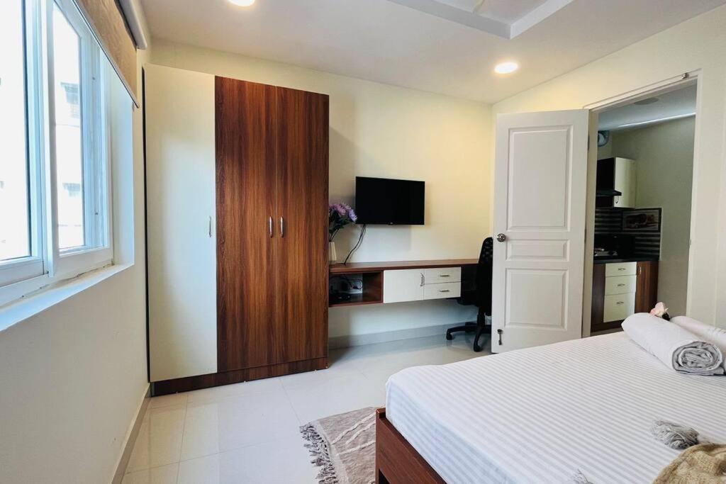 Bluo 1bhk Gachibowli - Terrace Garden, Lift Apartment