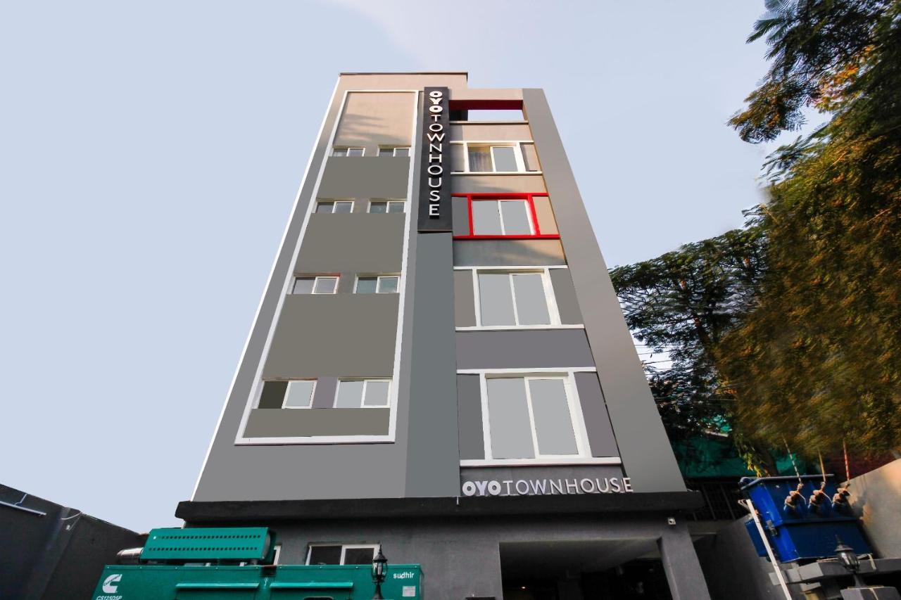 Super Townhouse Rcc Elite 4* Hyderabad