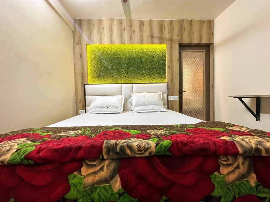 Bms - 2 Bhk Lux Ac Only For Family's *