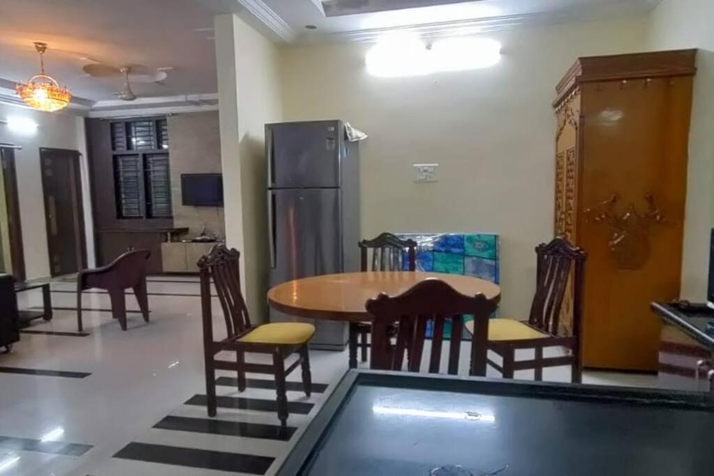 Apartment 9 Bhk Entire Building In Kphb With Free Parking Hyderabad