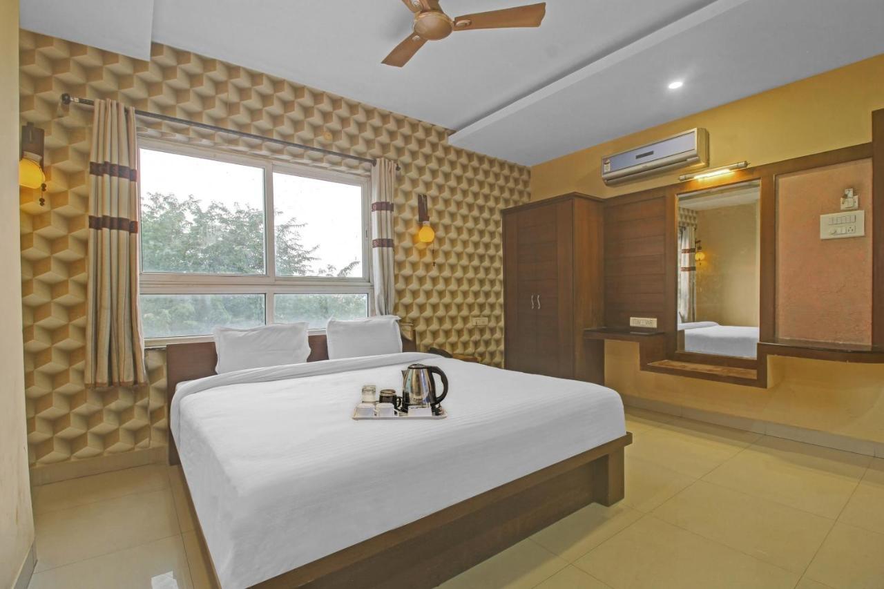 Collection O Regal Near Iskon Temple , Abids 4* Hyderabad