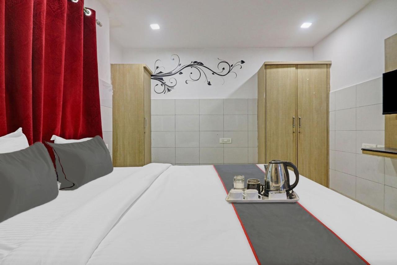 Capital O Royal Grand 3* Hyderabad