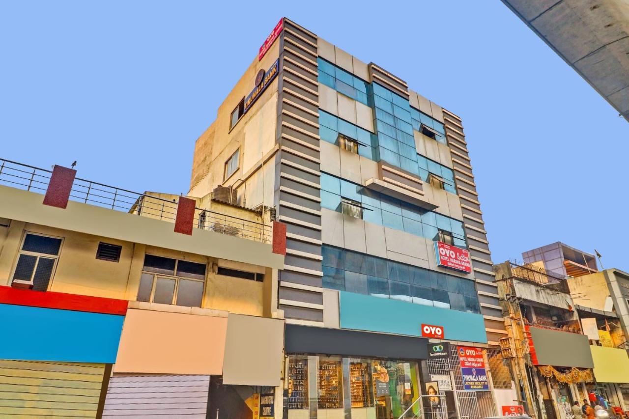 Hotel Oyo Harsha Grand Near Yashodha Hospital, Malakpet 3*