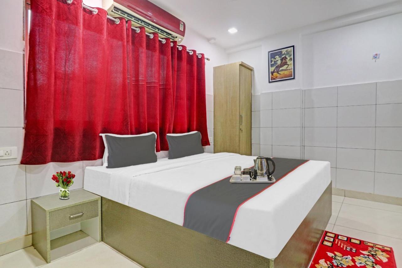 Capital O Royal Grand 3* Hyderabad