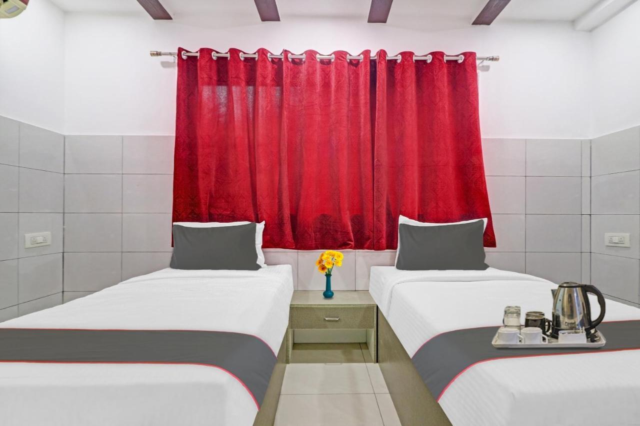Hotel Capital O Royal Grand 3*
