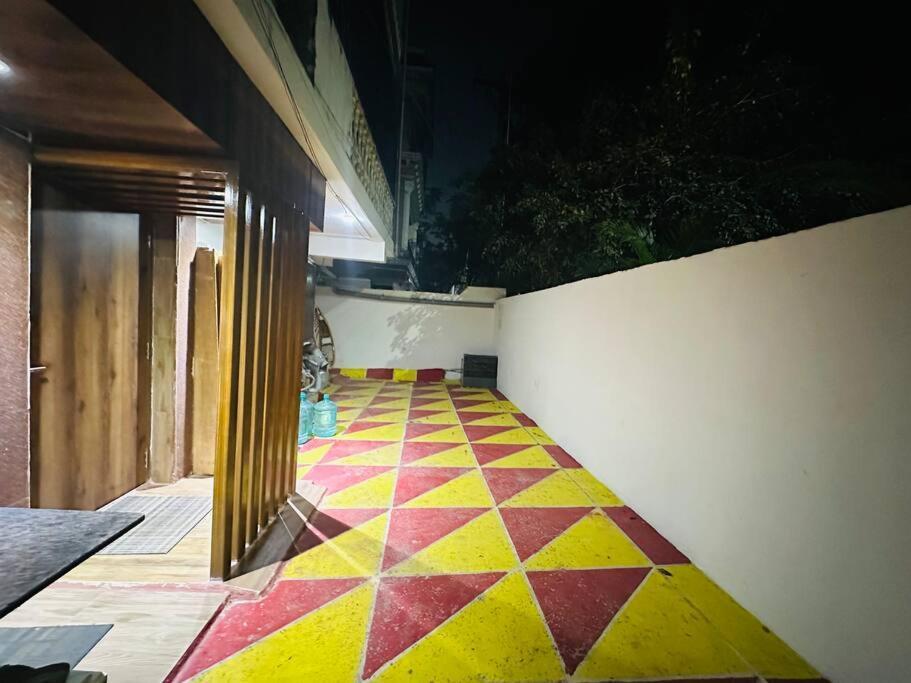 Bms - 2 Bhk Lux Ac Only For Family's Hyderabad