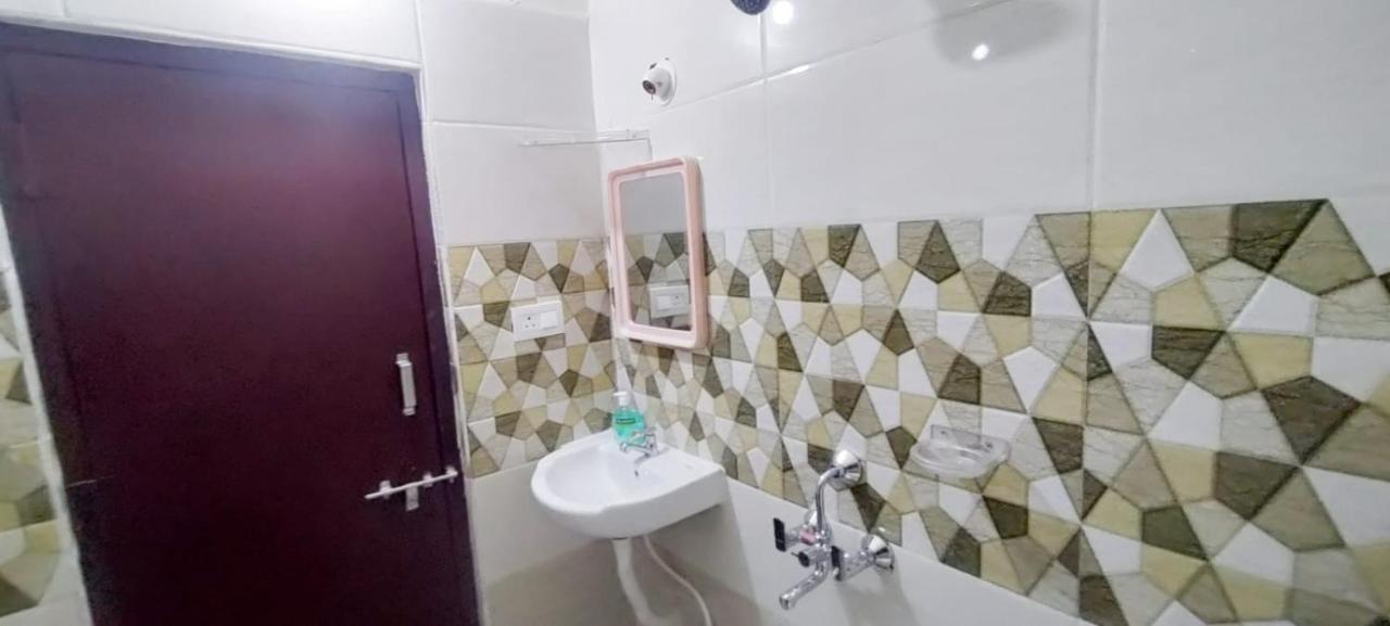 Servostay Hafeezpet - Srinivasa Nilayam