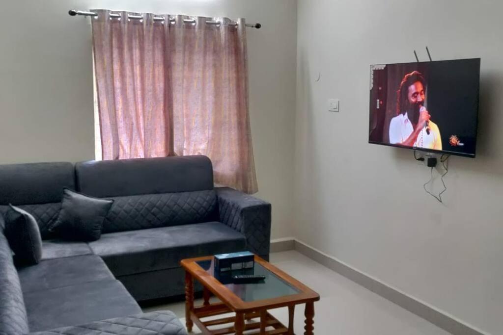 Apartamento Servostay 2 Bhk Fully Furnished In Hafeezpet #302