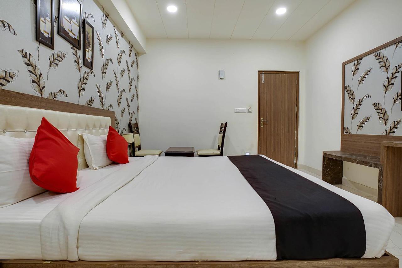 Townhouse Oak Sri Simran Park Near Secunderabad Railway Station Hotel