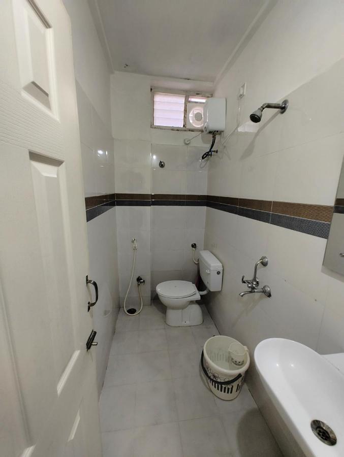 Apartamento Nk Homes -serviced - 2 Bhk Homestay, Fast Wifi, Fully Furnished