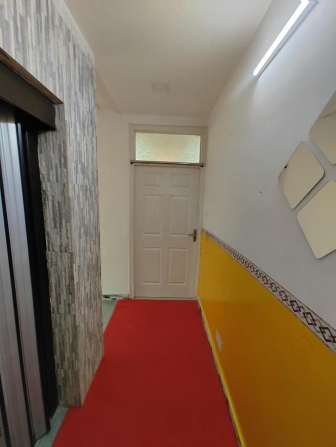Nk Homes -serviced - 2 Bhk Homestay, Fast Wifi, Fully Furnished Apartamento Hyderabad
