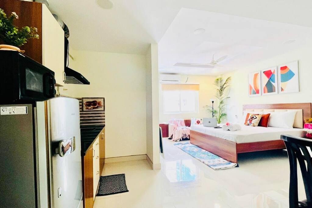 Apartment Bluo Gachibowli - Terrace Garden, Lift