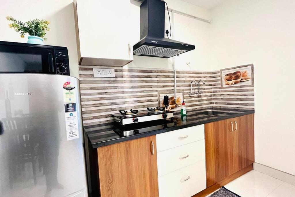 Apartment Bluo Gachibowli - Terrace Garden, Lift Hyderabad