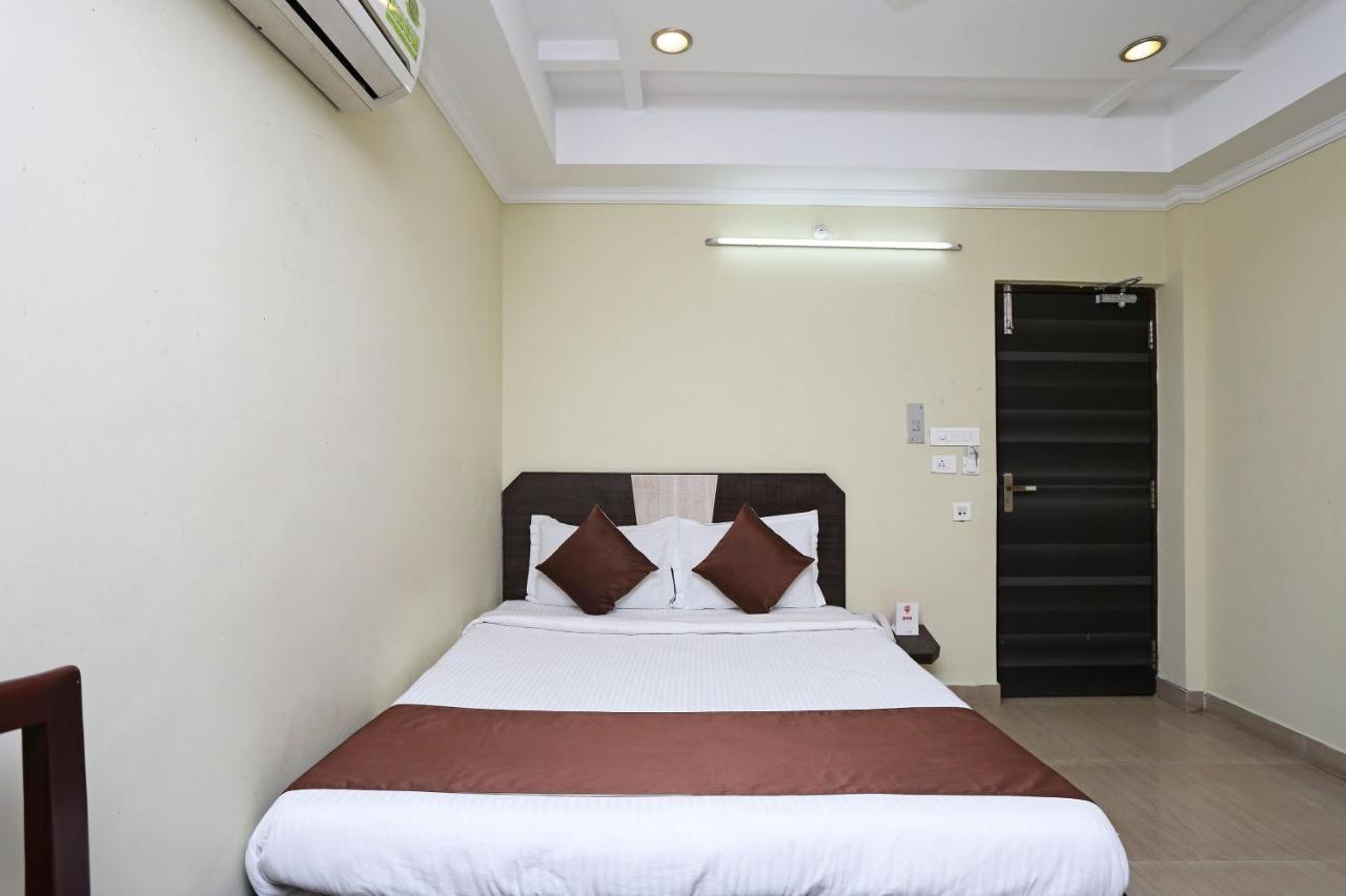 Hotel O Saraswathi Residency Near Sr Nagar Metro Station