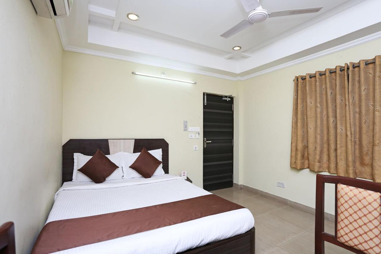 Hotel O Saraswathi Residency Near Sr Nagar Metro Station