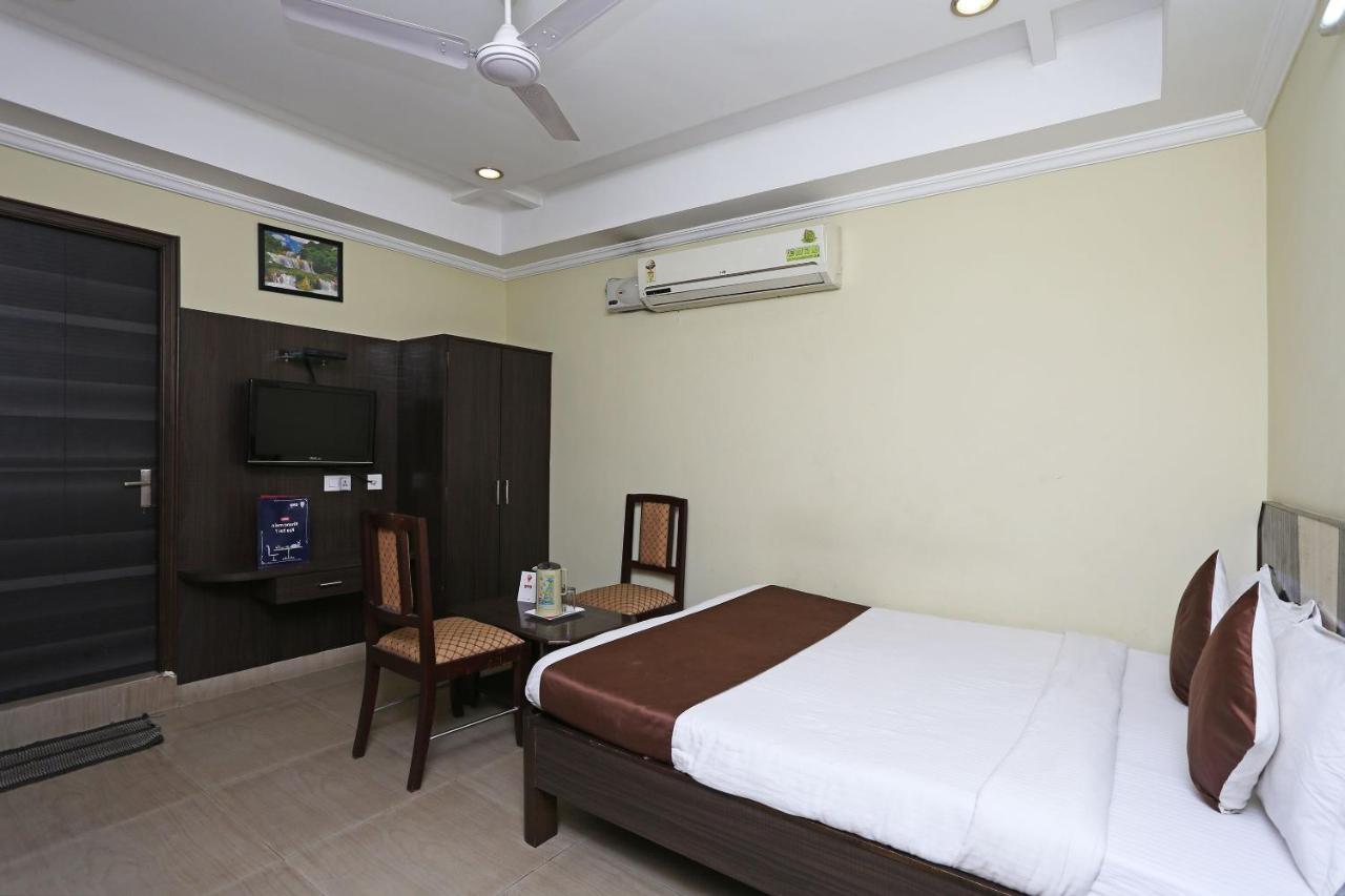 O Saraswathi Residency Near Sr Nagar Metro Station Hotel Hyderabad