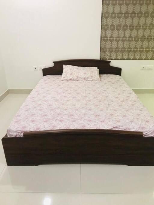 Serviced At Movie Towers Kokapet *