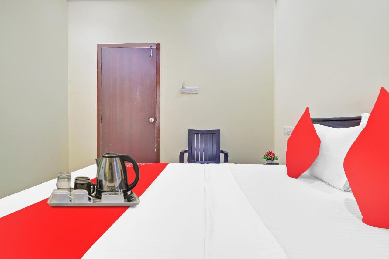 Oyo Harsha Grand Near Yashodha Hospital, Malakpet 3*