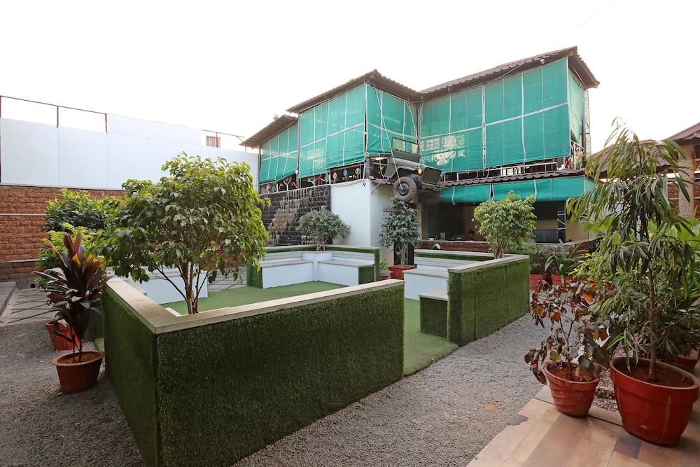 Oyo Premium Kothapet 3* Hyderabad