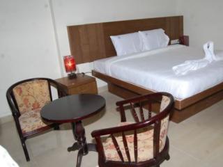 Hotel Rainbow International Shamshabad 4*