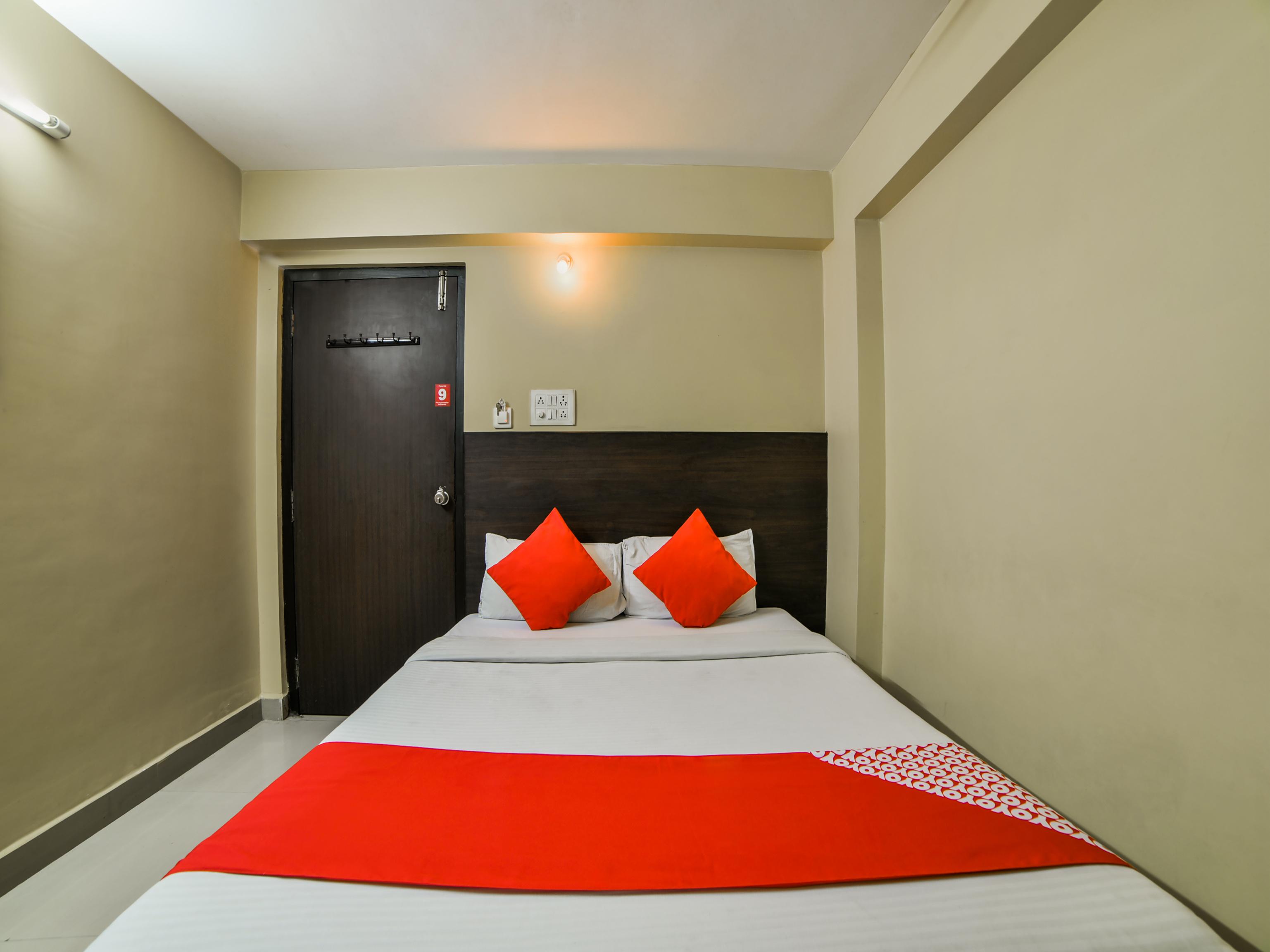 Oyo 2840 Kanha Grand Hyderabad